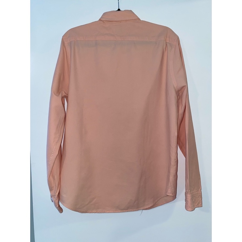 Express button down - Picture 2 of 4